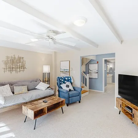 Kingswood Mountainside Retreat Apartamento